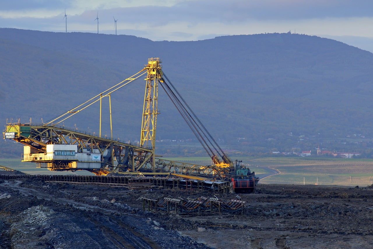mine-2781662_1280