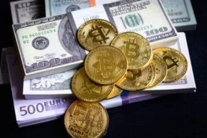 Uang dan kripto