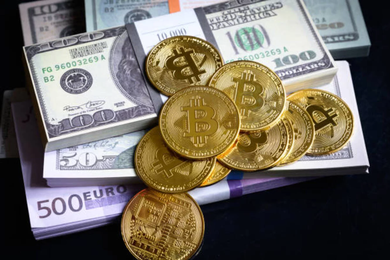 Uang dan kripto