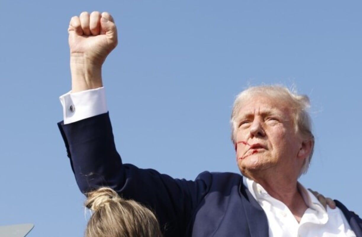 Donald Trump Ditembak