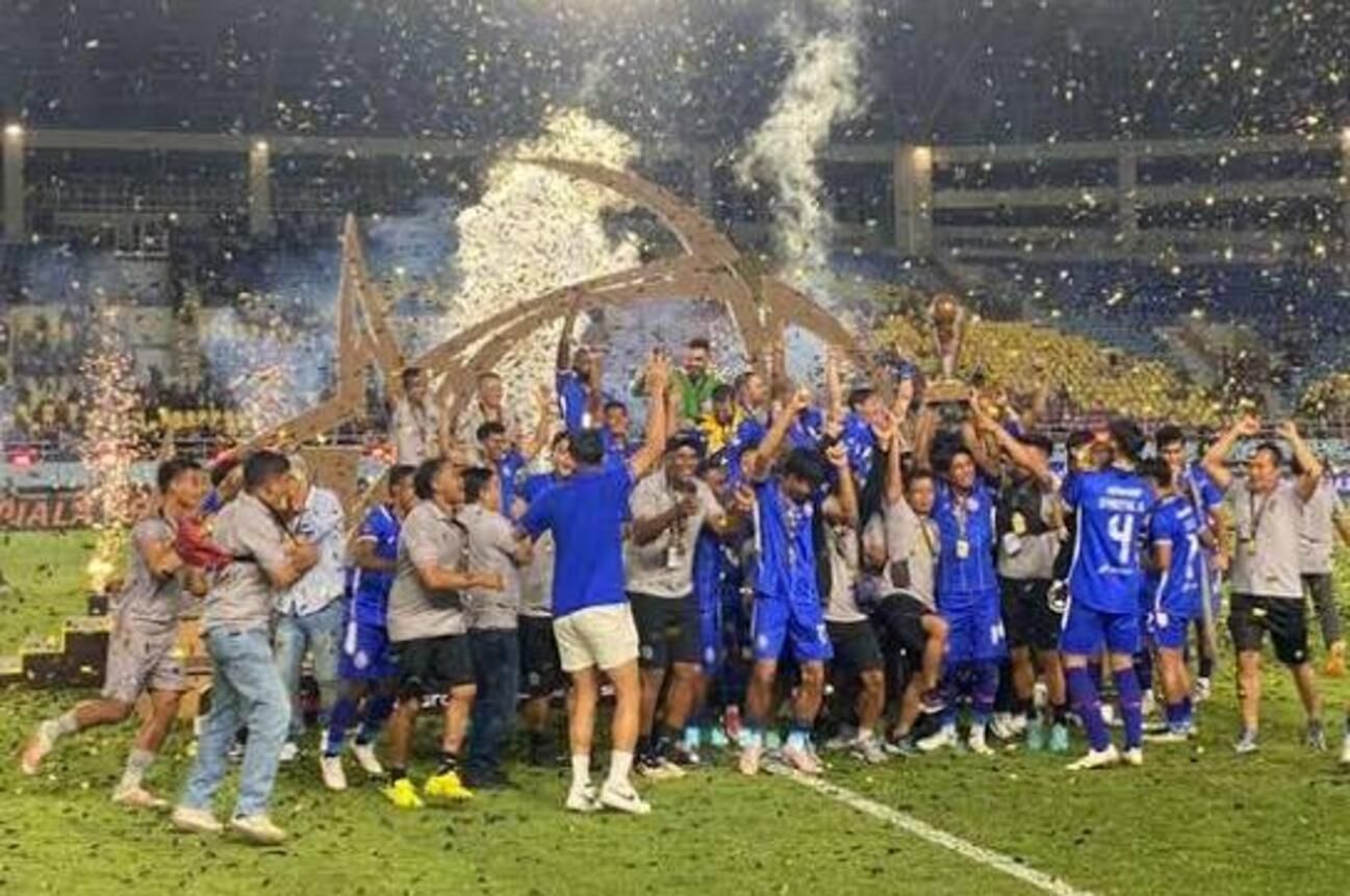 Arema Juara piala presiden