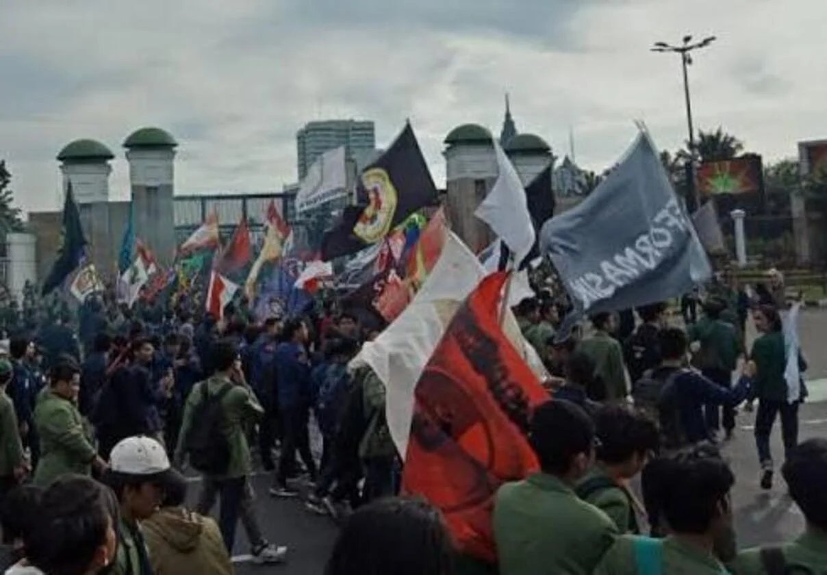 Demo UU Pilkada