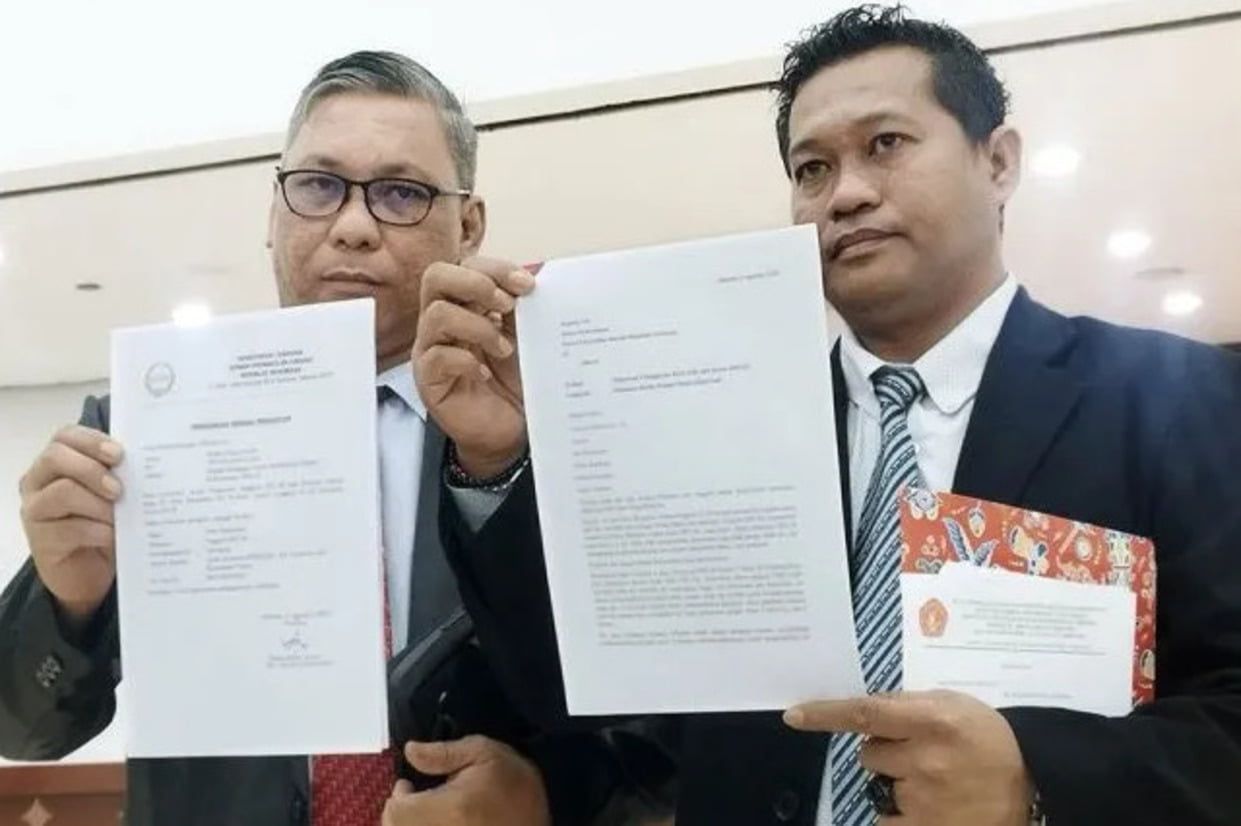 La Nyalla dilaporkan ke MKD (2)