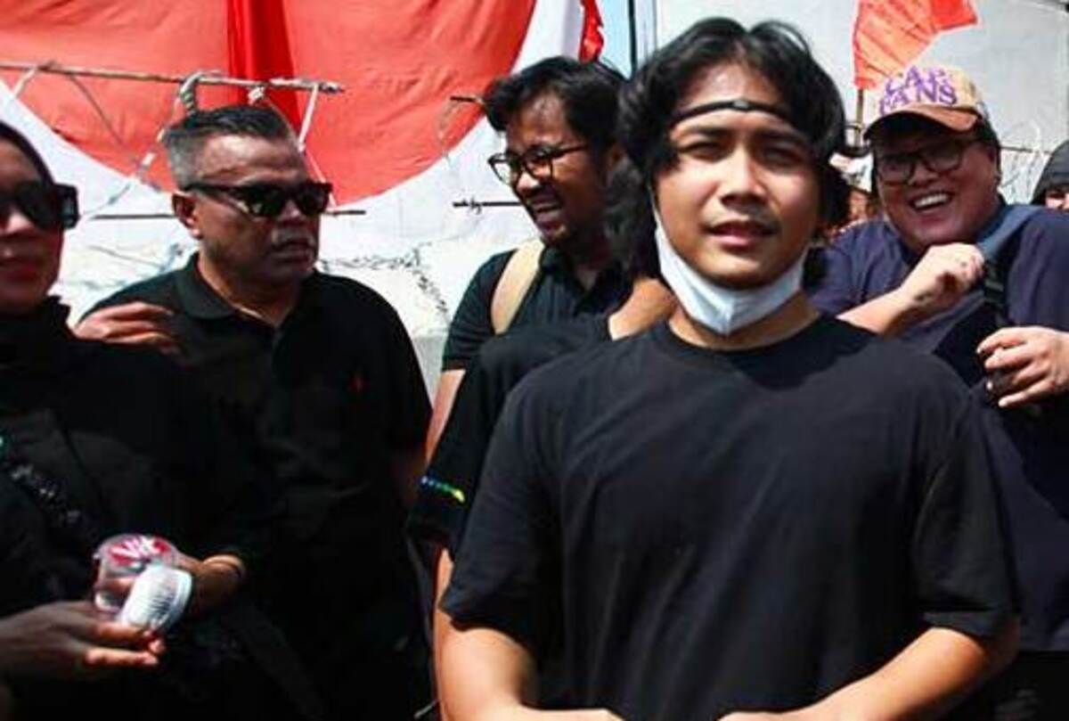 Reza Rahadian Demo