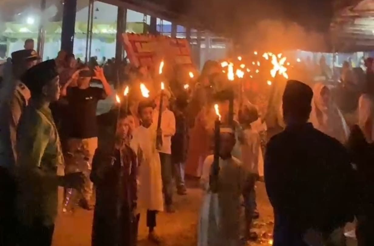 Pawai obor bilah hilir Labuhanbatu