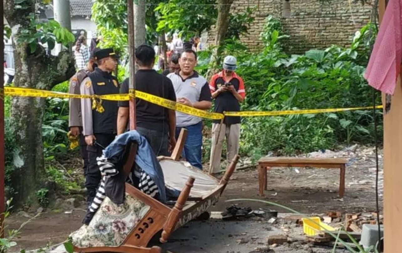 Ledakan petasan di Jember