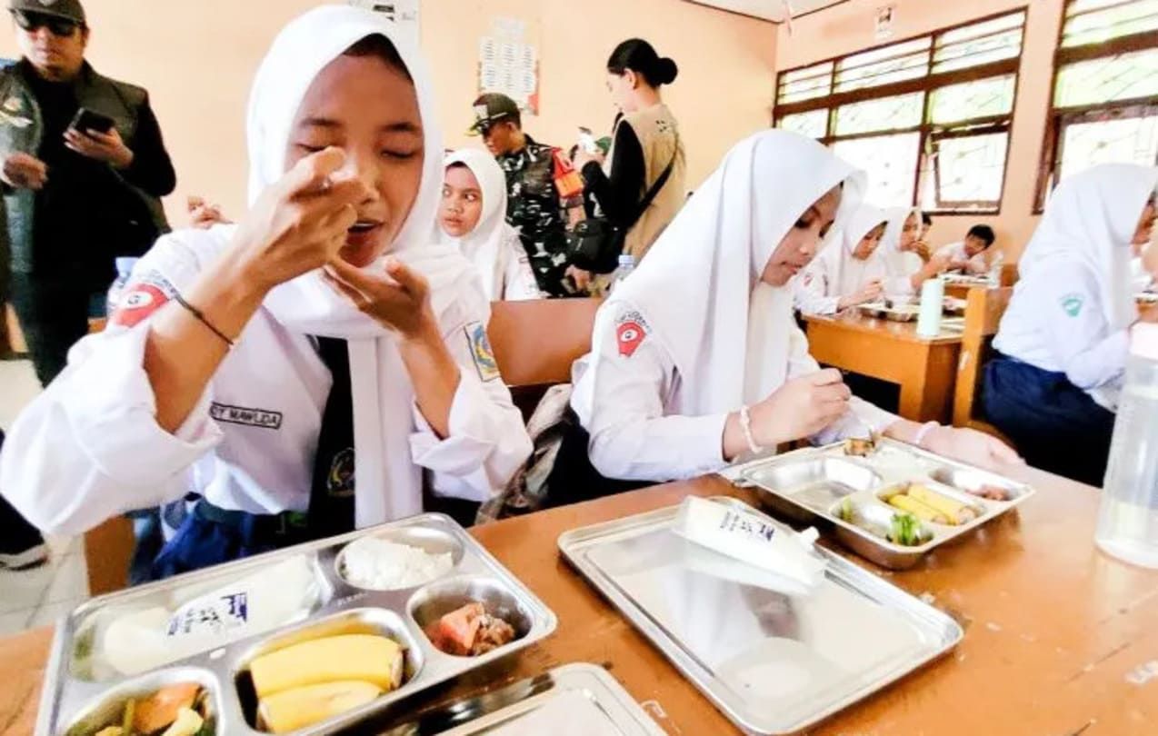 Makan bergizi gratis MBG