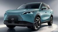 Omoda C7