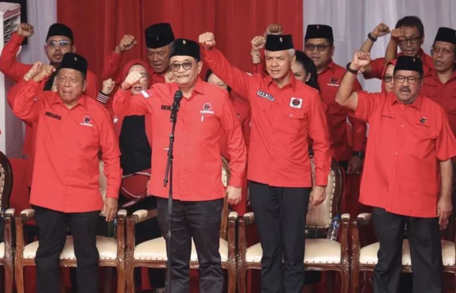 PDIP Djarot Ganjar Rano