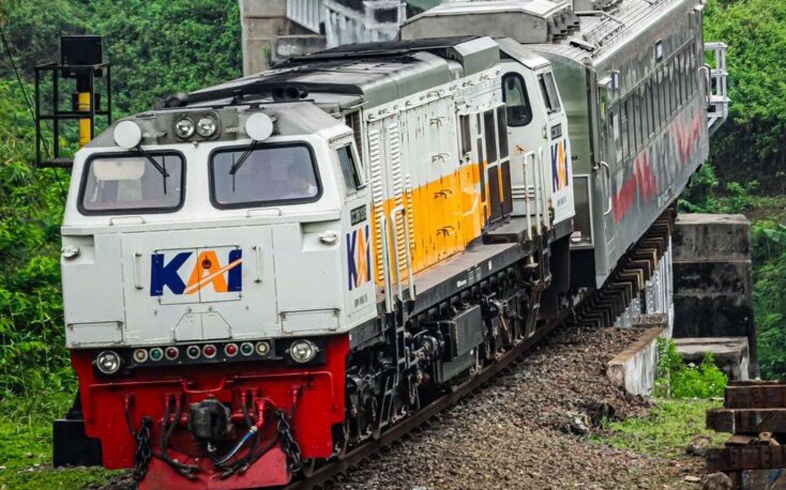 PT KAI Kereta Api