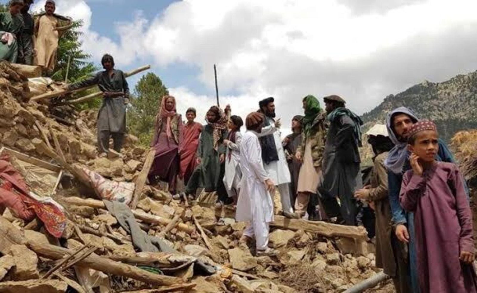 Gempa Afganistan