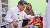 Bupati Agam Benni Warlis