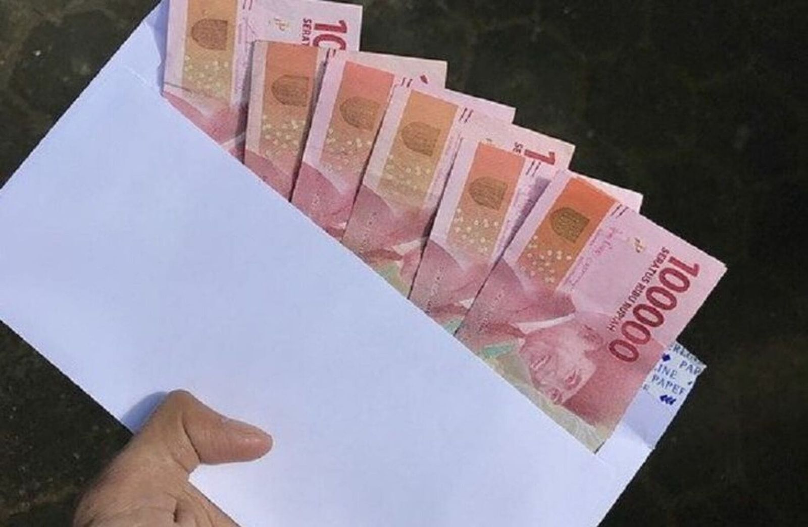 Amplop Uang Rupiah Bansos