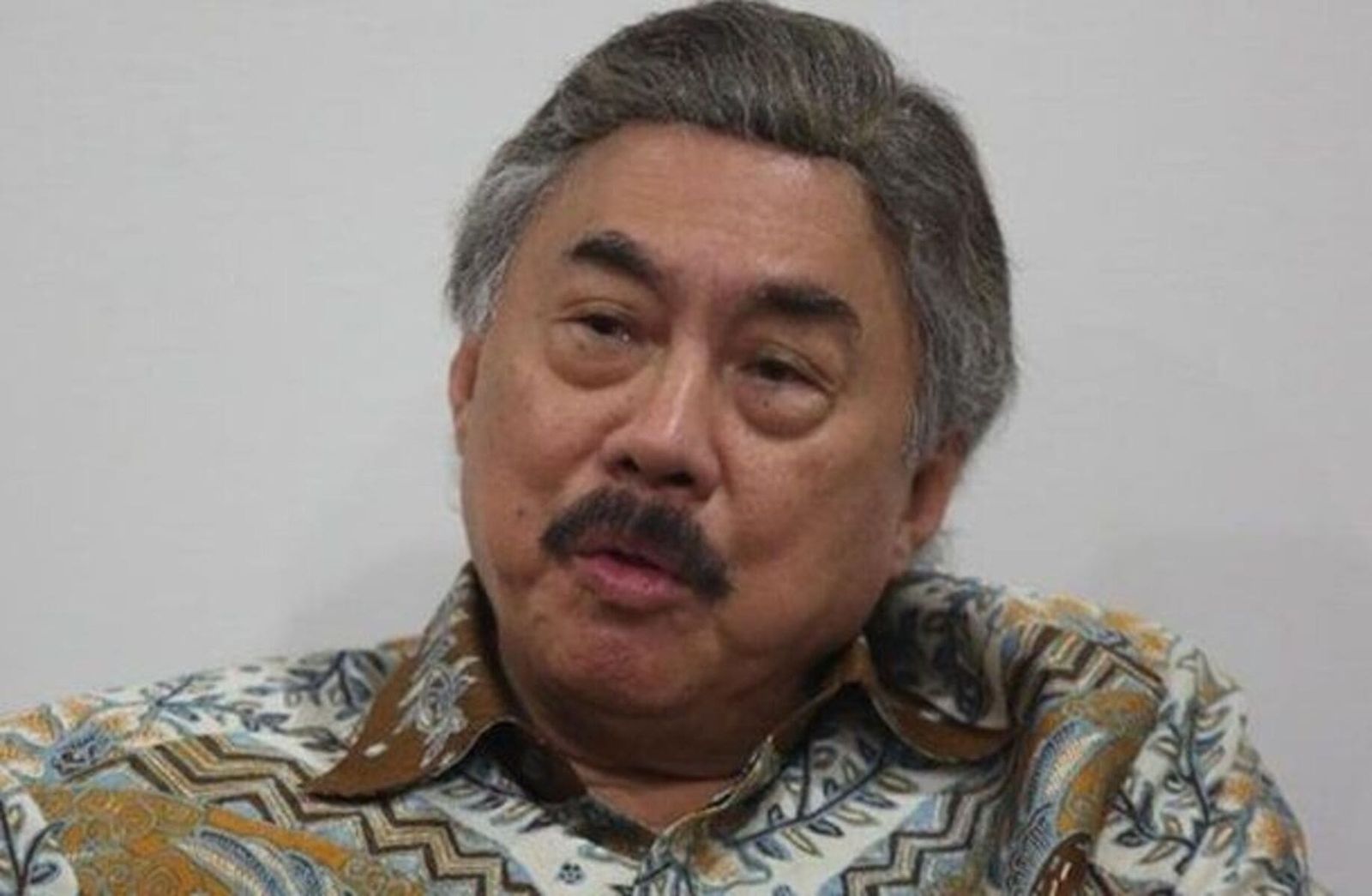Gayus Lumbuun