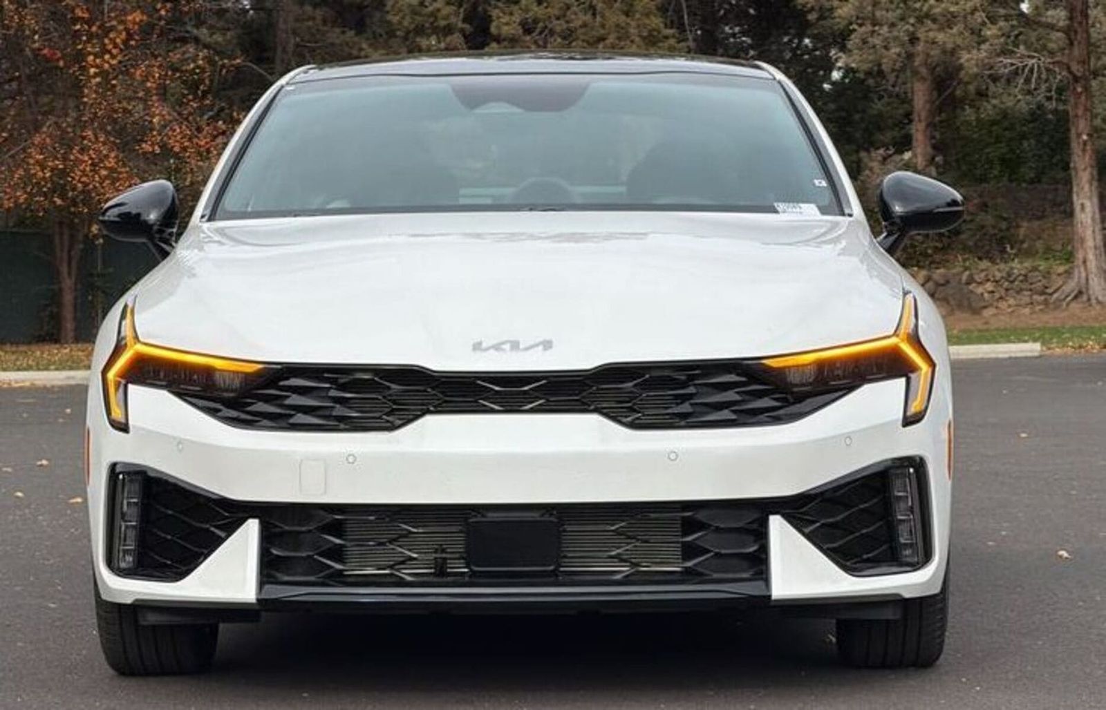 Sedan Kia K5