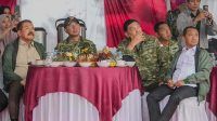 ST Burhanuddin Mengan Kapolri Agus Subiyanto Desa Lubuk Lingkuk, Lubuk Besar, Bangka Tengah itu dihadiri Jaksa Agung ST Burhanuddin, Menhan Sjafrie Sjamsoeddin, Panglima TNI Jenderal Agus Subiyanto, Menteri ESDM Bahlil Lahadalia, dan Kepala BPKP Muhammad Yusuf Ateh.
