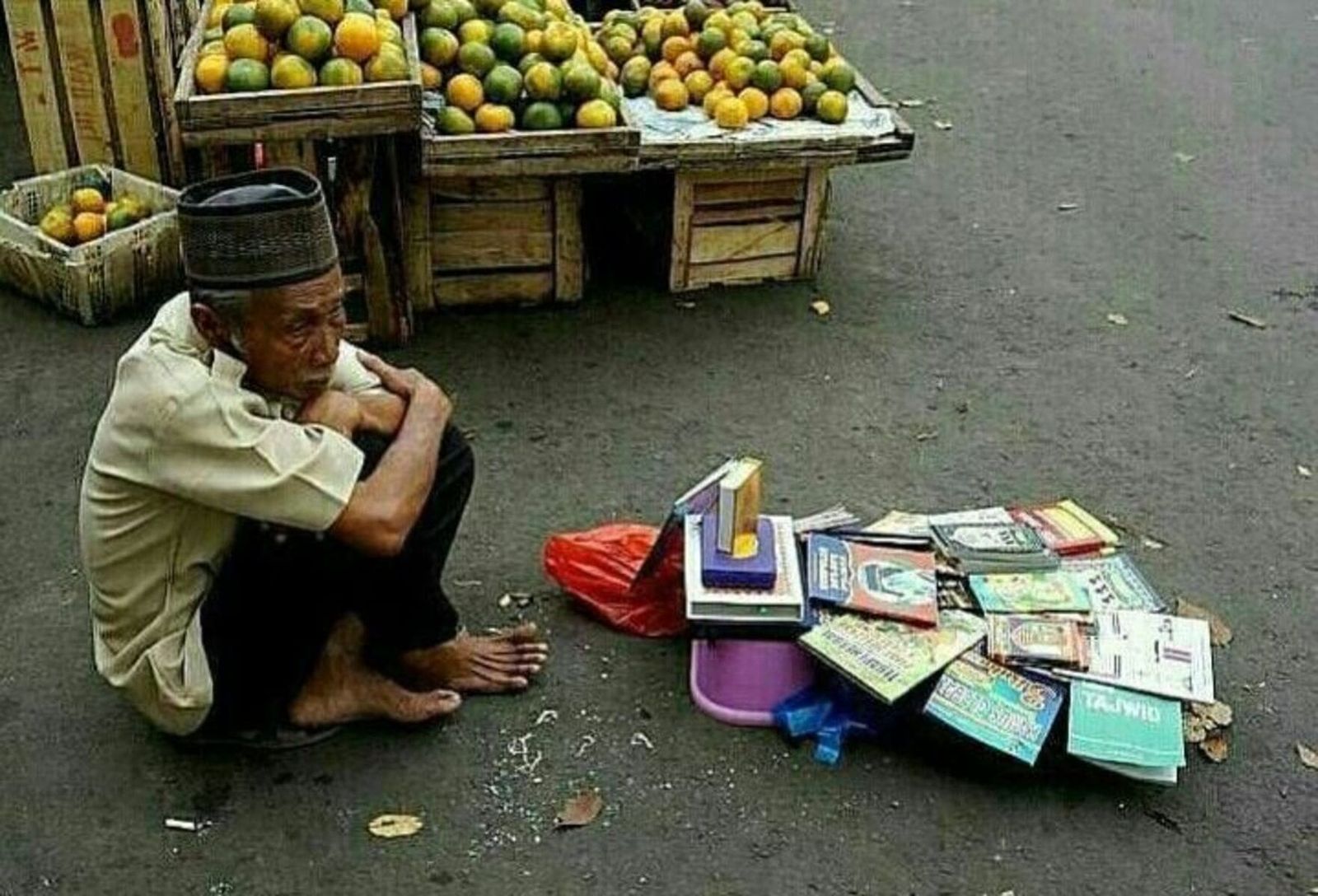 Orang tua miskin