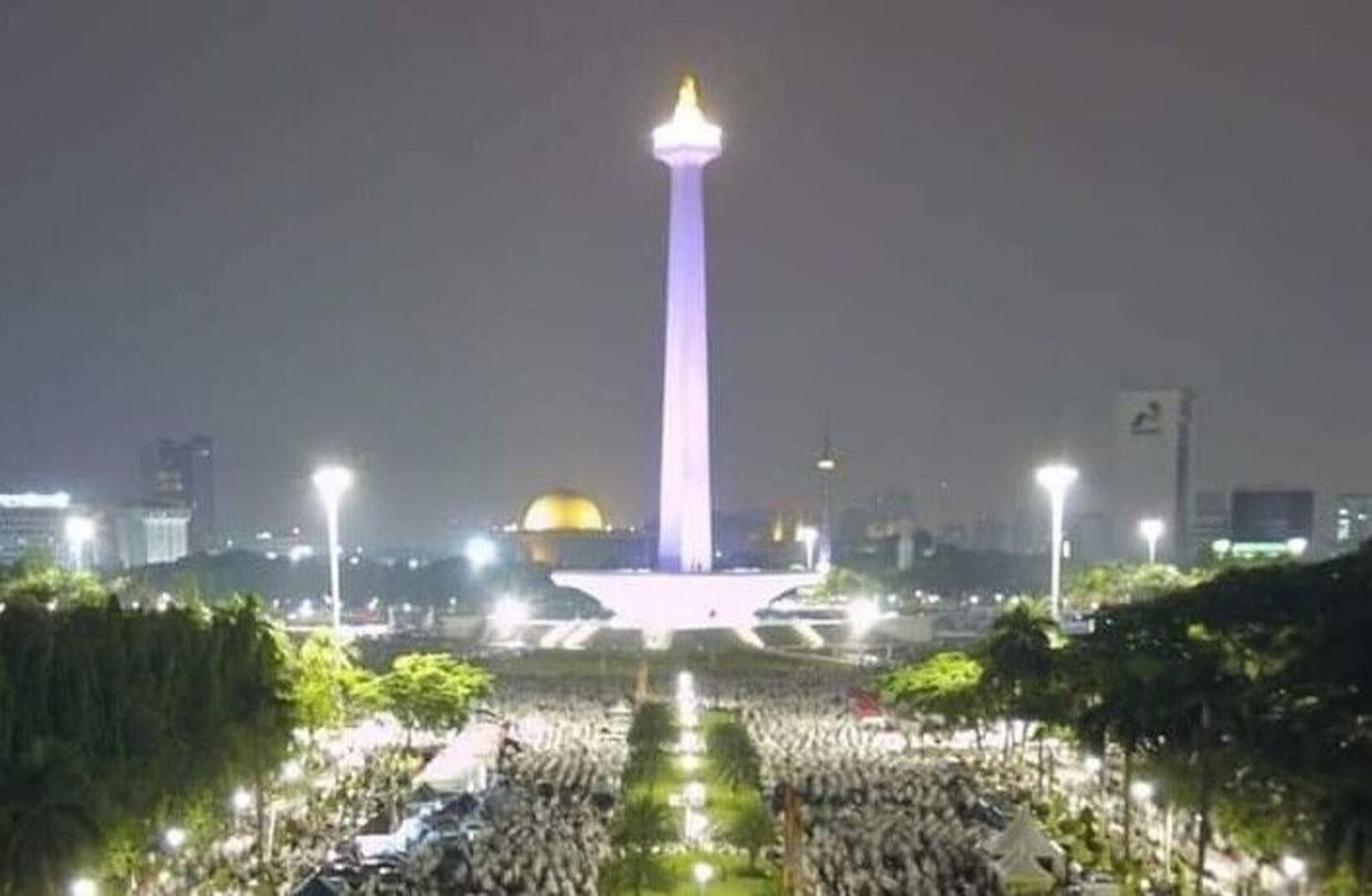 Monas