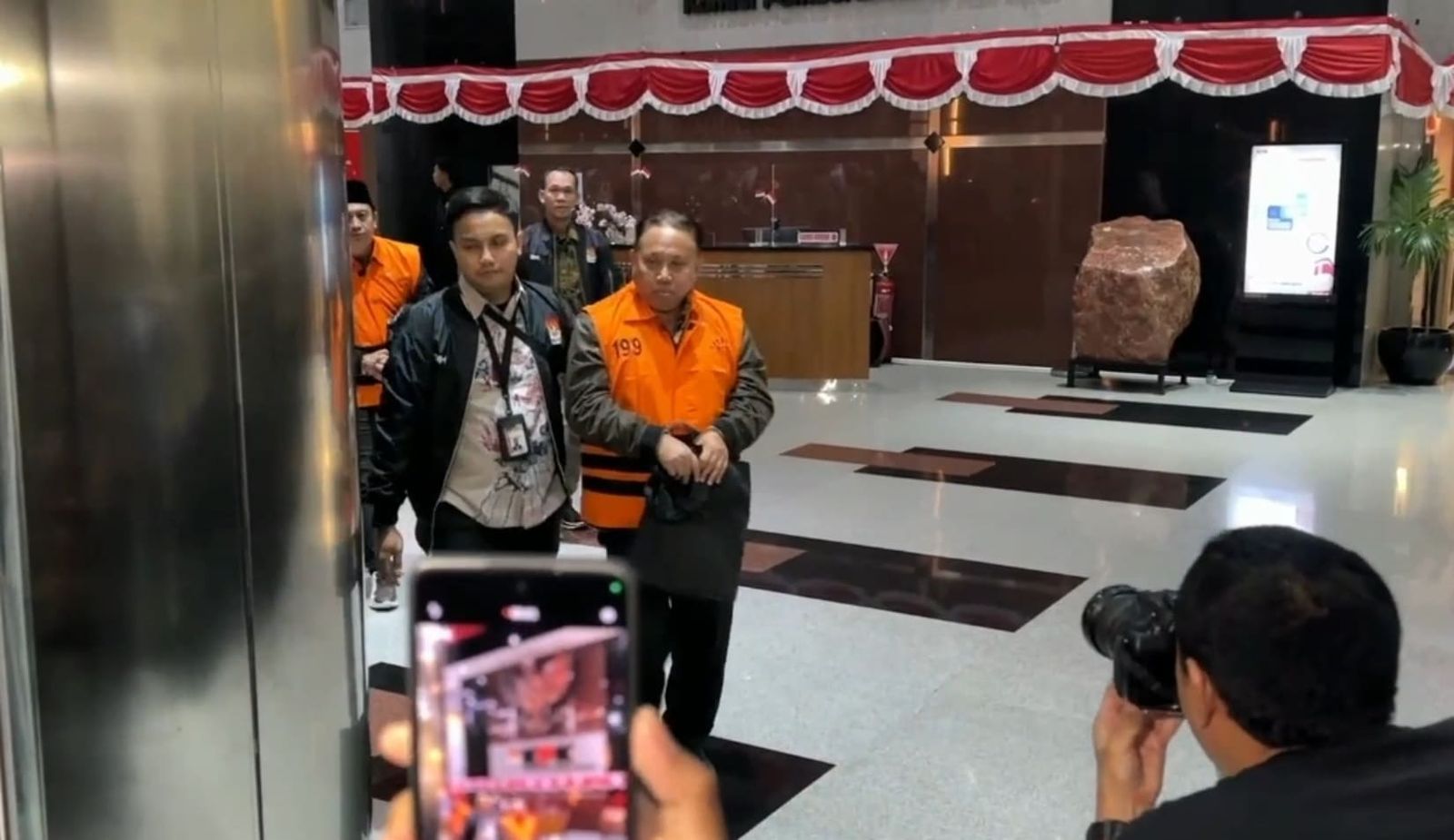 Korupsi rektor unsoed