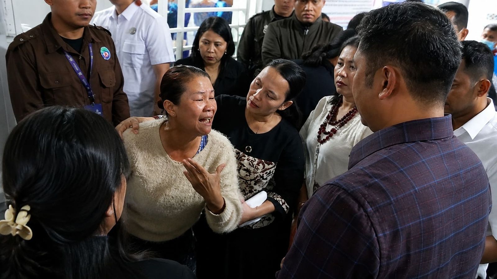 Sudaryono dimarahi ibu anak keracunan mbg berastagi