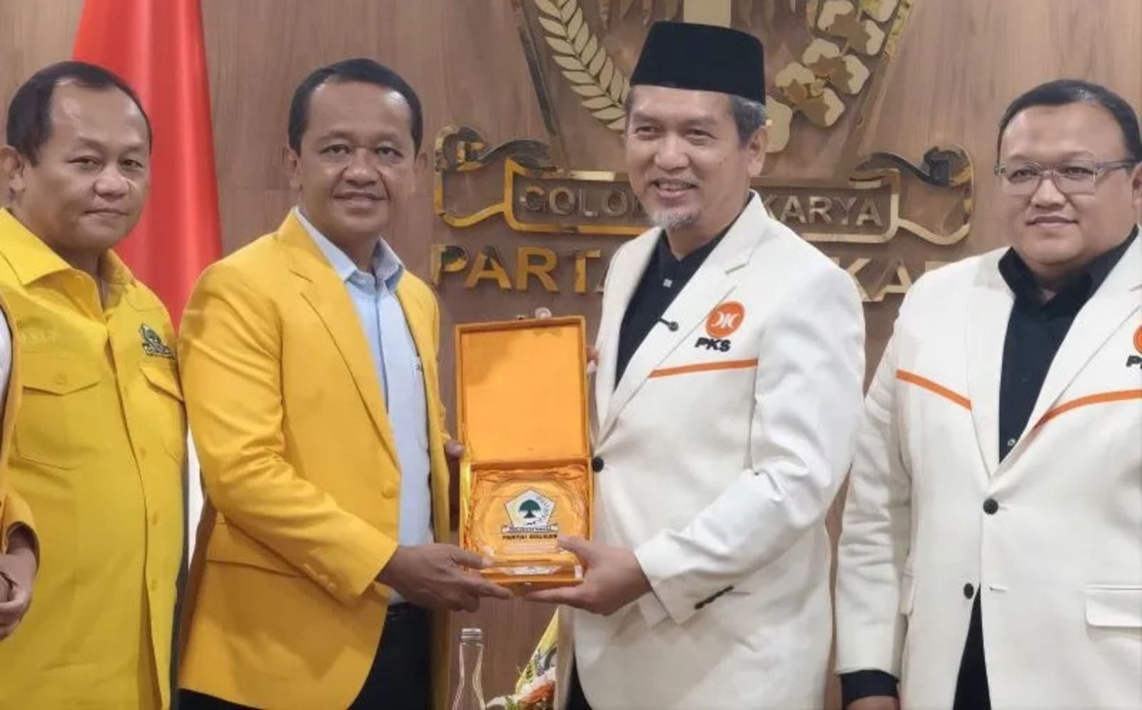 Golkar PKS